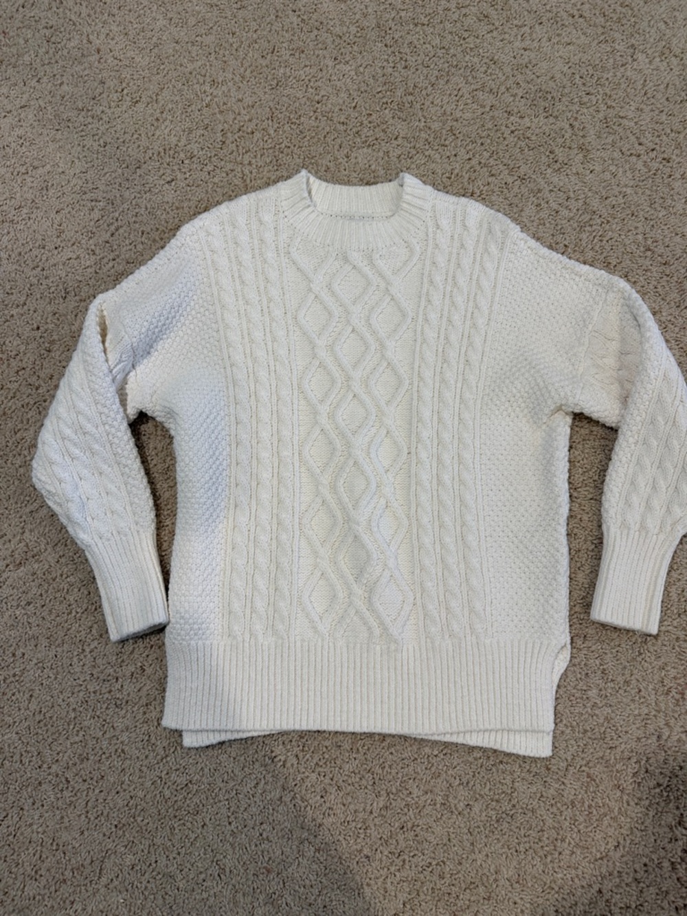 Abercrombie & Fitch Ivory Cable Knit Crew Sweater
